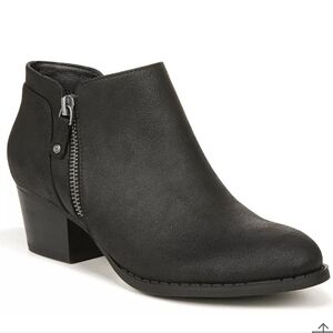 Life Stride Black Ankle Booties
